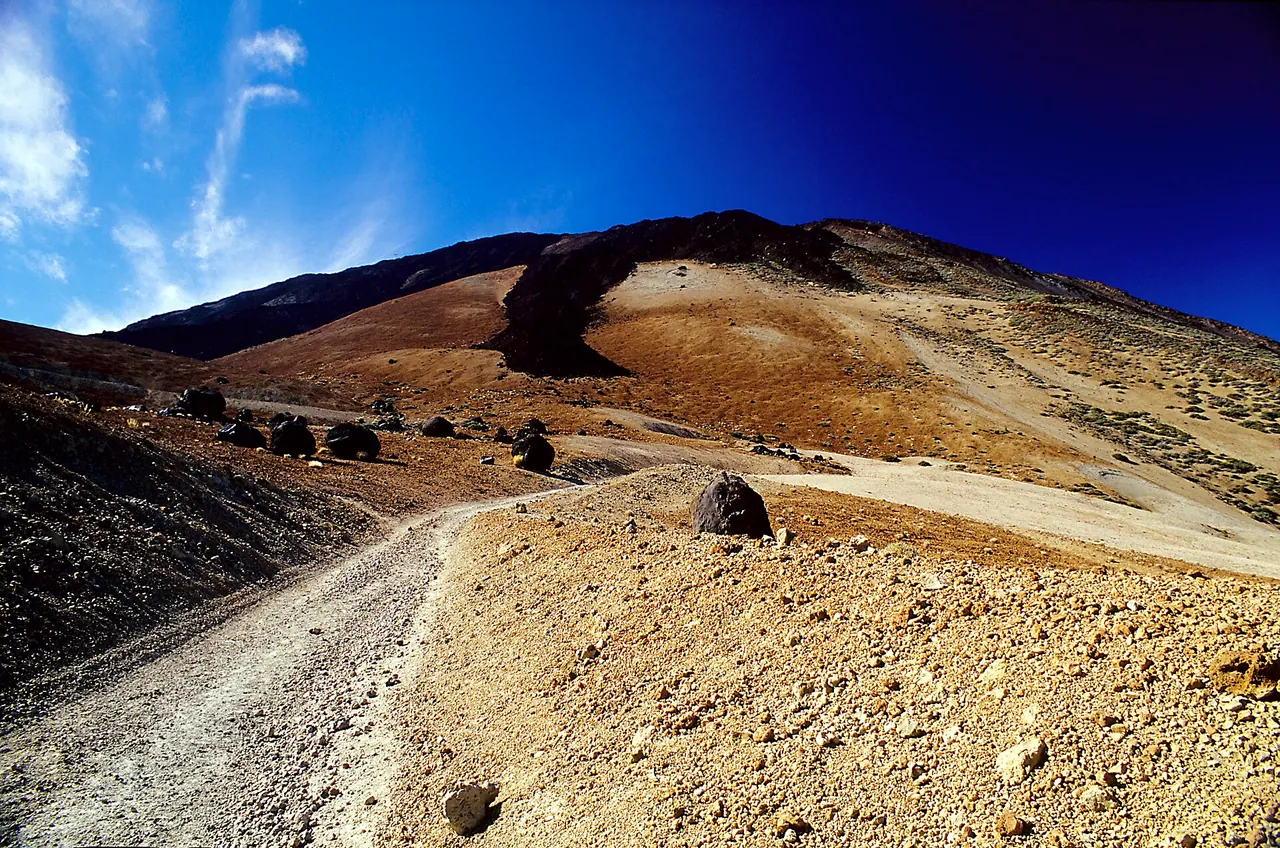 Montaña Blanca – pešo na Teide